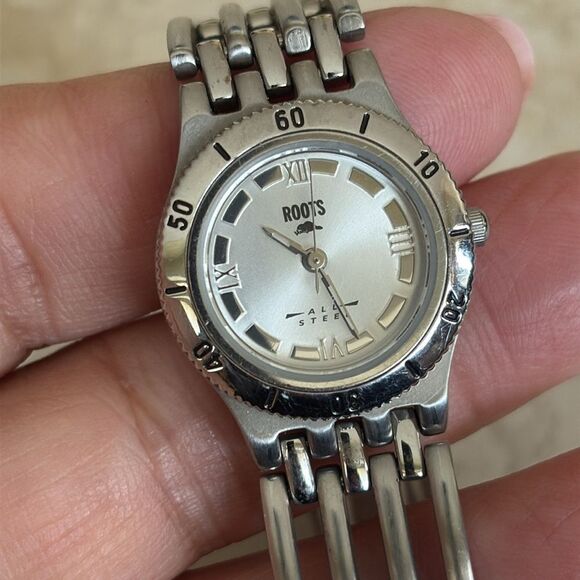 Roots Sunrise All Steel Japan Movement Water Resistant 50M Wristwatch - Picture 9 of 13